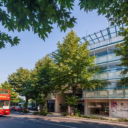 ホテル Marina Palace, Affiliated By Melia (adults Only) ネセバル