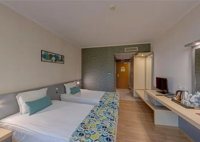 Hotel Marina Palace, Affiliated By Melia (adults Only) 4*