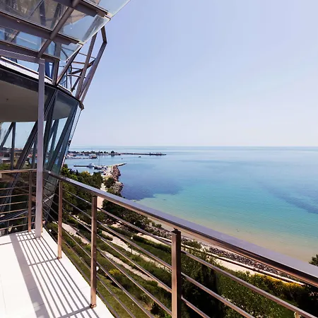 Hotel Marina Palace, Affiliated By Meliá